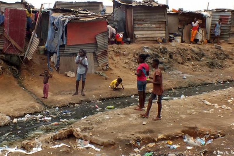 Distância entre mais ricos e pobres aumentou em 2018, aponta ONG