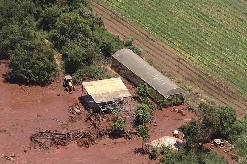 Vale diz que há possibilidade de vítimas do rompimento de barragem em Brumadinho, em MG