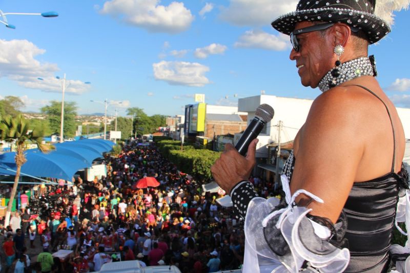 Delmiro: está lançado o edital para concessão de patrocínio aos blocos e escolas de samba