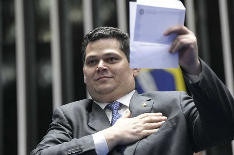 Saiba quem é Davi Alcolumbre, o novo presidente do Senado Federal