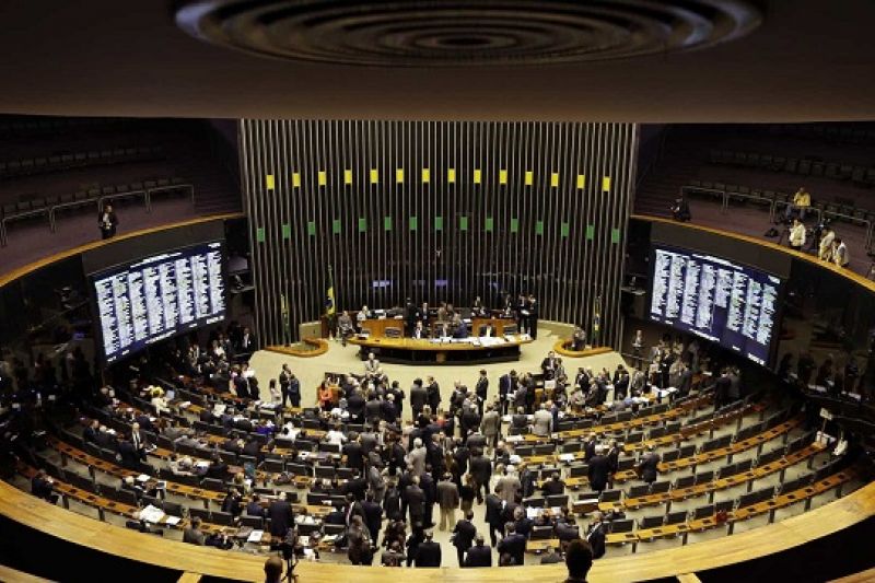 Deputados federais apresentam 600 projetos em uma semana de mandato; conheça os temas