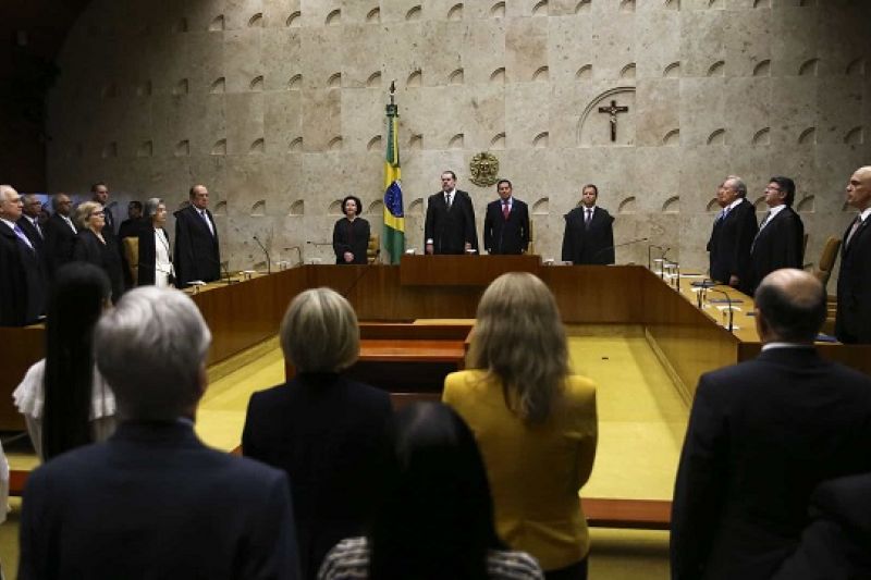 Ministros do Supremo Tribunal Federal defendem equiparar homofobia a racismo