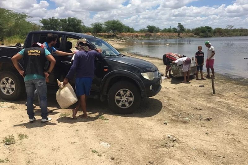 Secretaria de Meio Ambiente apreende equipamento de pesca irregular em Delmiro Gouveia