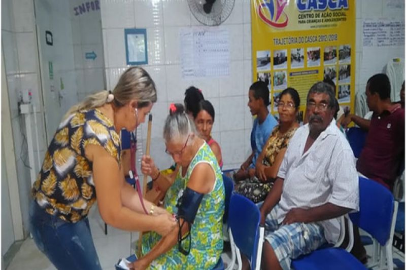 Secretaria de Saúde inicia atendimentos aos moradores da Vila 25