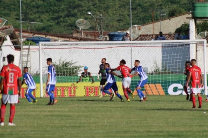 Jaciobá vence Dimensão Capela fora e se afasta da zona de rebaixamento