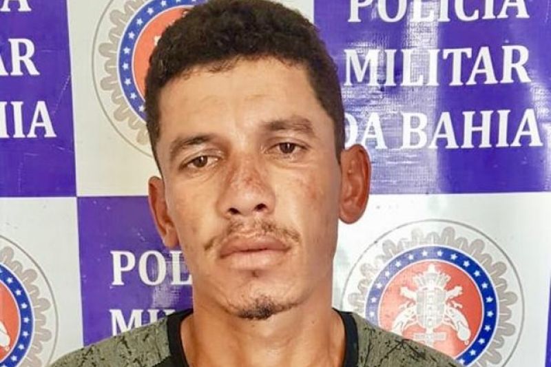 Homem é preso com droga depois de ficar nervoso ao ver viatura da polícia em Paulo Afonso