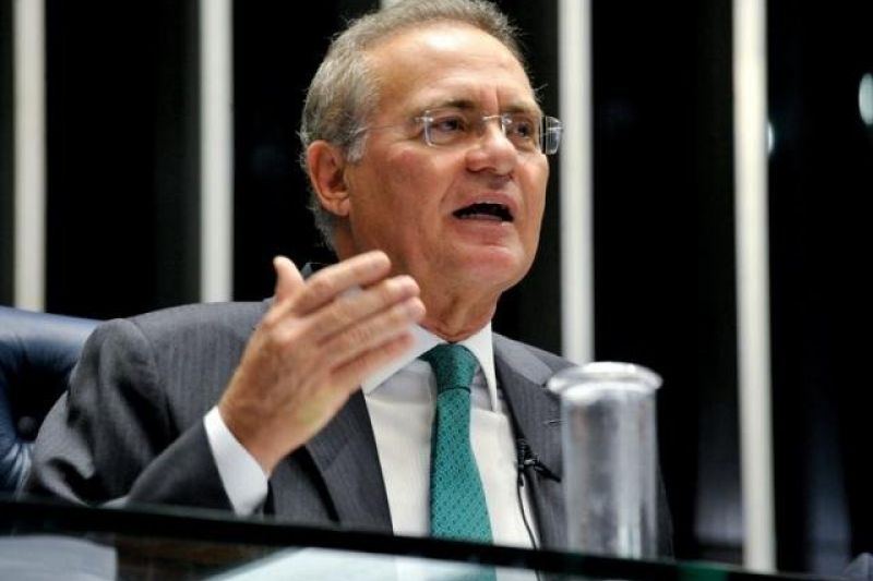 Em rede social, Renan Calheiros critica Sérgio Moro e faz elogios ao STF