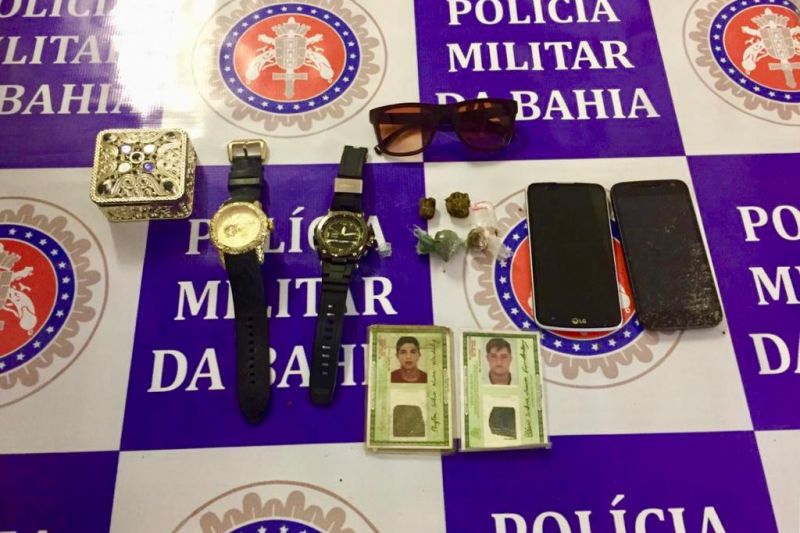Jovens são presos e droga apreendida durante patrulhamento da polícia em Paulo Afonso