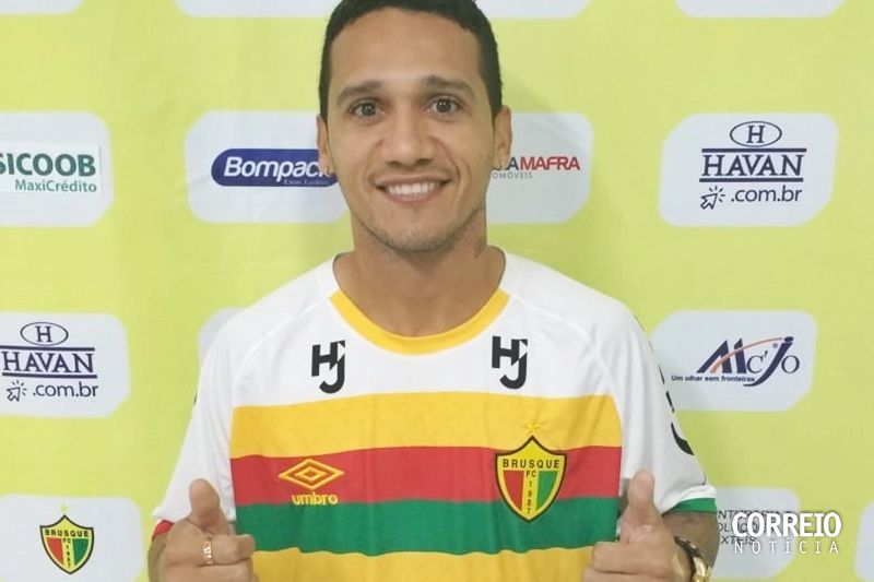 Após se destacar no Gauchão, Thiago Alagoano fecha com o Brusque para o Brasileiro Série D