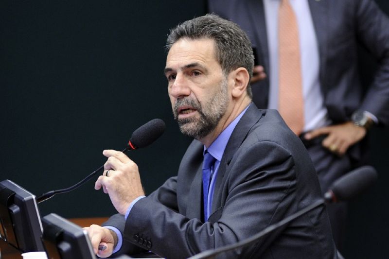 Deputados federais criticam demora do governo em liberar dados sobre Previdência