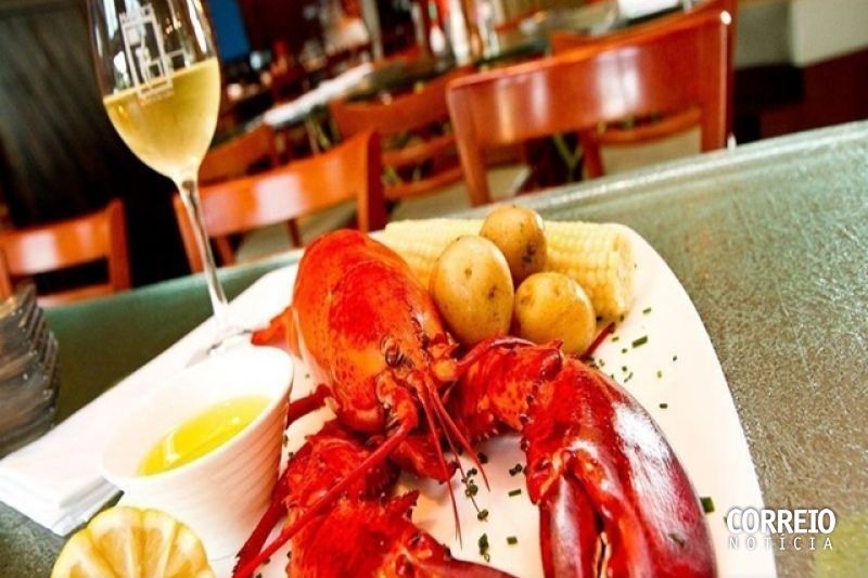 Abaixo-assinado pede impugnação de licitação para alimentação luxuosa do STF