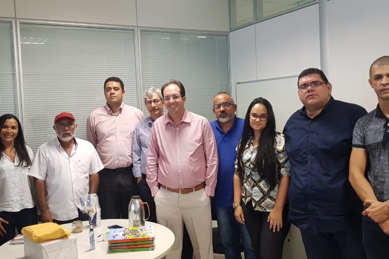 Projeto de implantação do vídeo-monitoramento em Delmiro Gouveia é tema de reunião