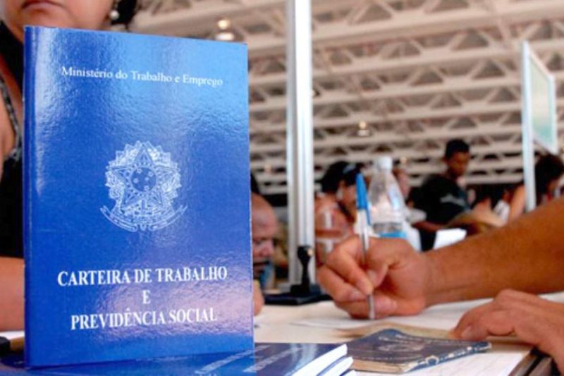 Brasil criou em maio 32 mil empregos formais, o que é o pior desempenho desde 2016