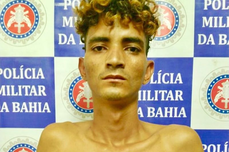 Abordado por militares, homem confessa agressão contra comadre e é preso em flagrante