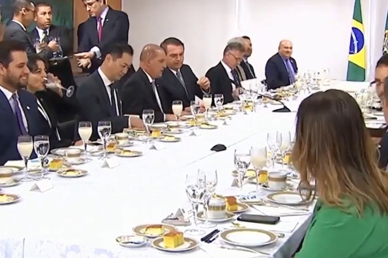 'Daqueles governadores de 'paraíba', o pior é o do Maranhão', diz Bolsonaro