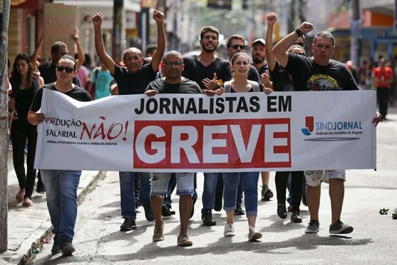 Após greve, afiliada da TV Record em Alagoas demite 14 trabalhadores
