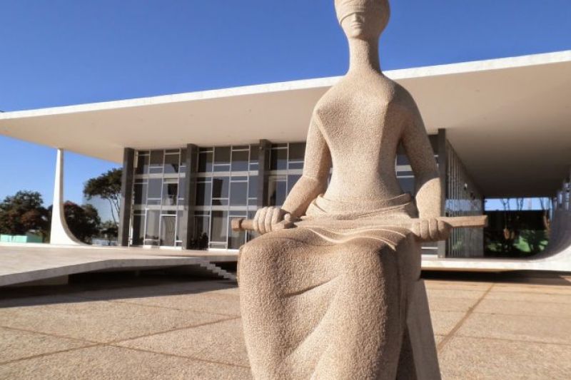 Danos causados por agente público no exercício da função são de responsabilidade do Estado