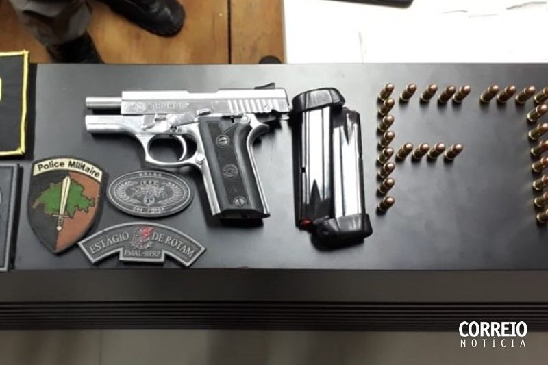 Rondas da Polícia Militar resultam na prisão de homem e apreensão de pistola em Batalha