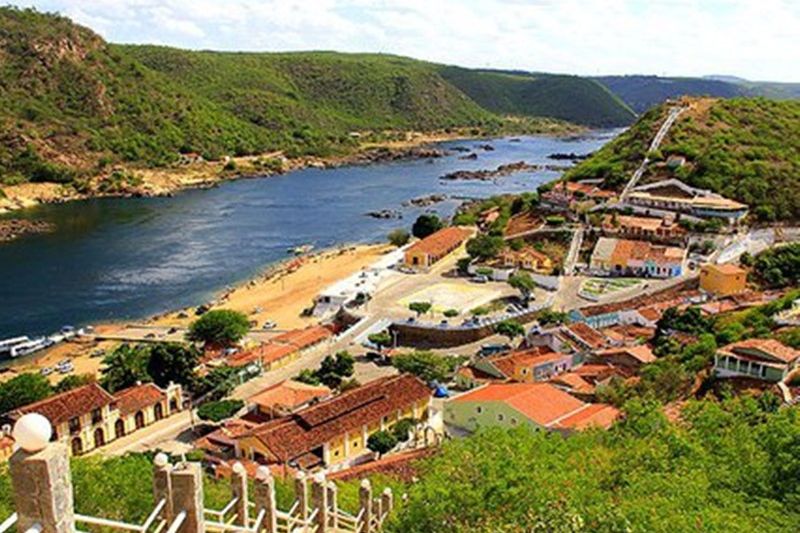 Vítima de atentando durante festa em Piranhas morre em hospital de Santana do Ipanema