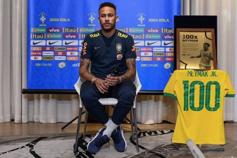 Antes do jogo 100 pela Seleção, Neymar defende ter privilégios