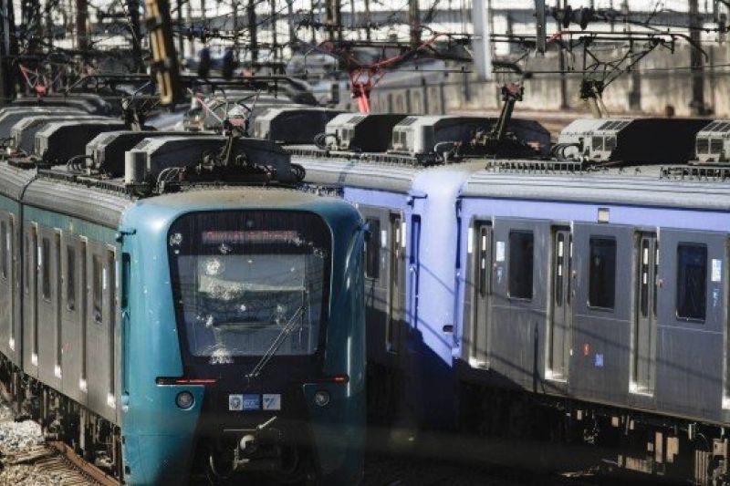 Homem com 27 passagens pela polícia é preso por assediar passageira em trem no RJ