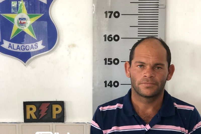 Homem é preso suspeito de esfaquear e matar irmão em Delmiro Gouveia