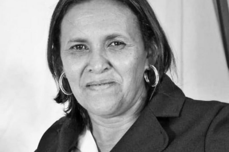 Prefeito de Água Branca decreta luto por morte de professora vítima de acidente com carro