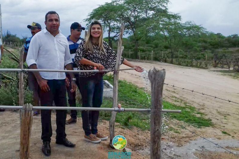 Prefeita Jeane Moura visita obras de ampliação de poço artesiano no sítio Lagoa do Rancho