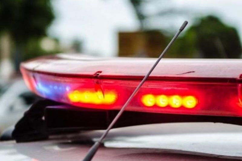 Polícia Militar presencia mulher pedindo socorro e prende homem por agressão em Inhapi