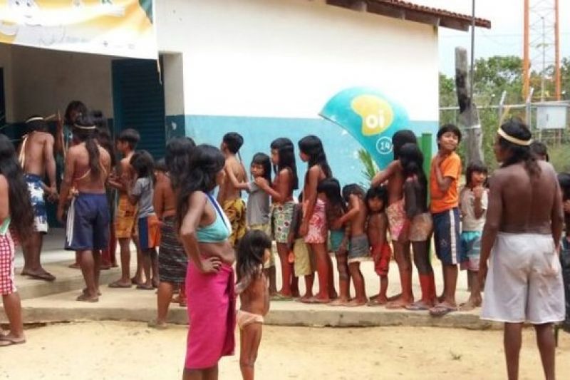 Mortes de bebês indígenas aumentam 12% após saída de médicos cubanos no governo Bolsonaro