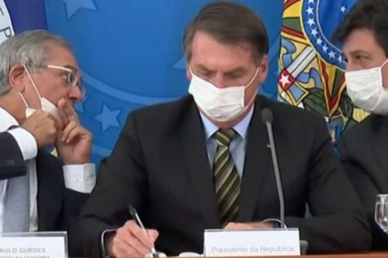 Contra demissões, governo propõe liberar suspensão de contratos e corte de salários