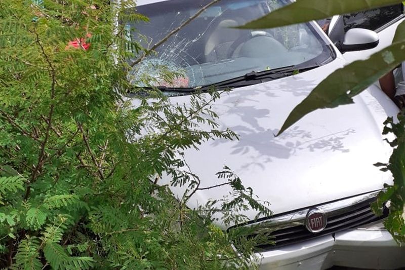 Funcionário de agência bancária sofre acidente com carro na AL-145 em Mata Grande