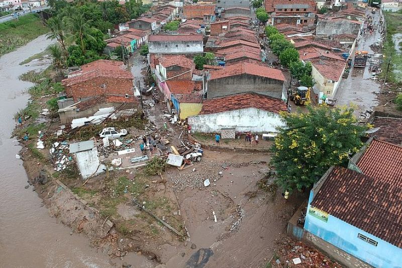 Monitoramento da CPRM aponta que cheia em Santana do Ipanema é a maior desde 1980