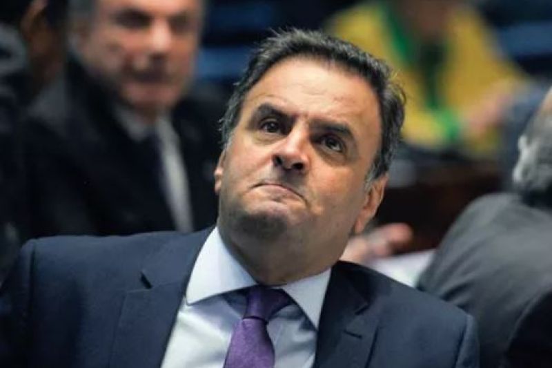 PF indicia Aécio e mais 11 por suposto superfaturamento de obra em MG