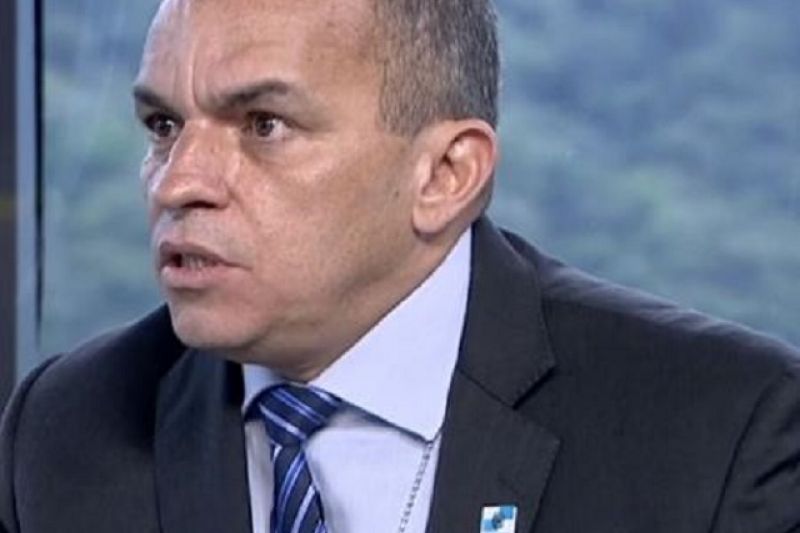 Após operação contra Witzel, secretário de Polícia Civil pede demissão