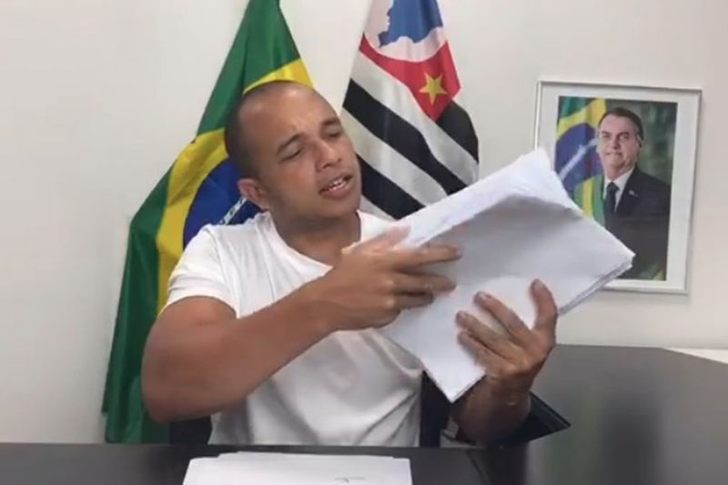 Vítimas de dossiê de deputado bolsonarista relatam medo