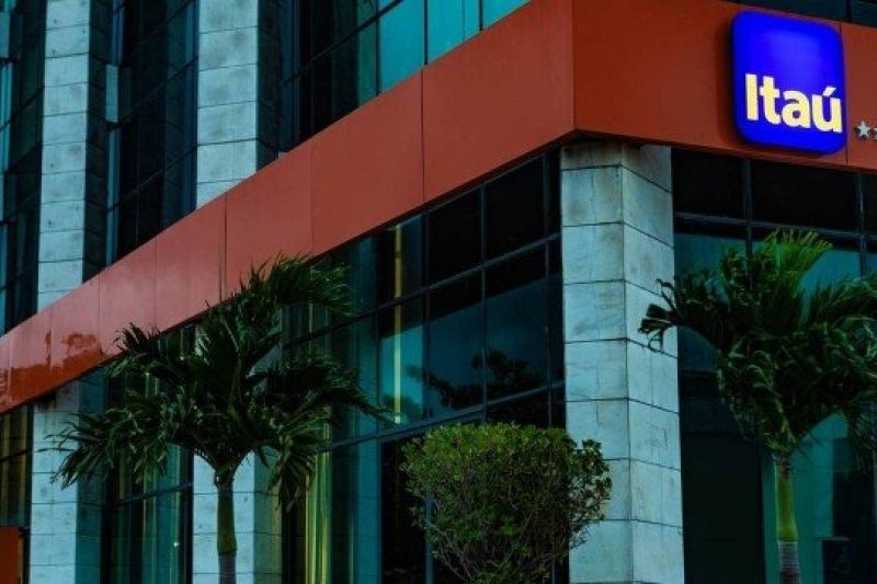 Itaú terá que devolver R$ 75,6 milhões para clientes por cobranças indevidas