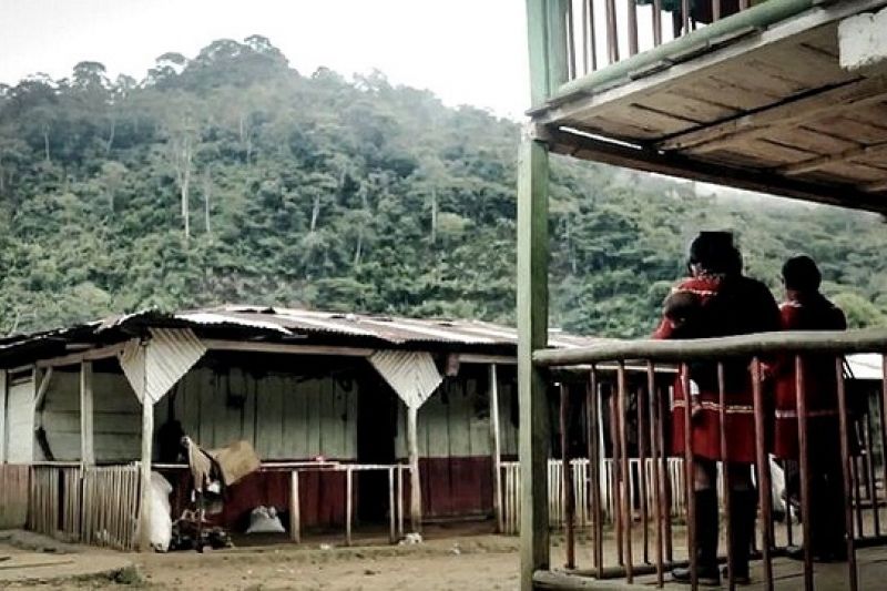 Estupro coletivo de adolescente indígena por soldados choca Colômbia