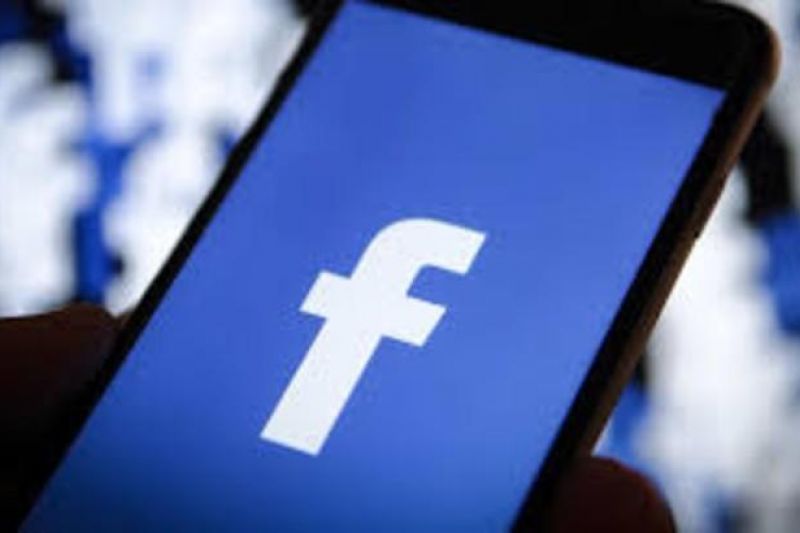 Facebook remove contas falsas relacionadas ao PSL e a gabinetes da família Bolsonaro
