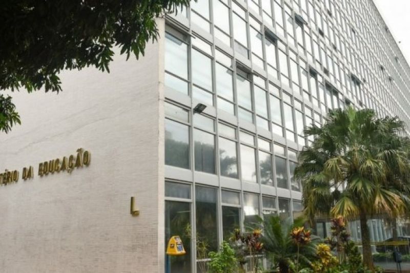 Governo não adotou medidas para promover educação inclusiva na pandemia, diz relatório