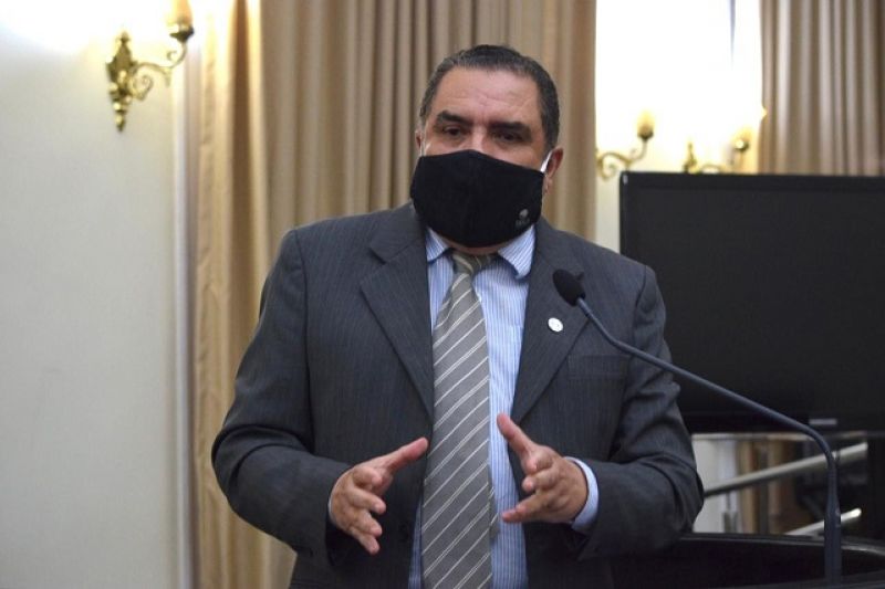 Deputado Inácio critica o reajuste abusivo da tarifa de energia e venda da Casal