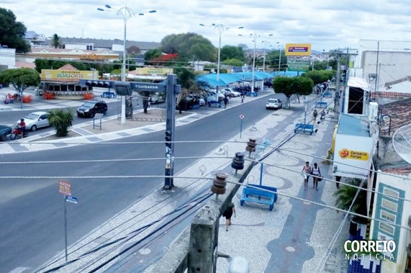 Discussão motivada por ciúmes acaba com duas pessoas na delegacia em Delmiro Gouveia