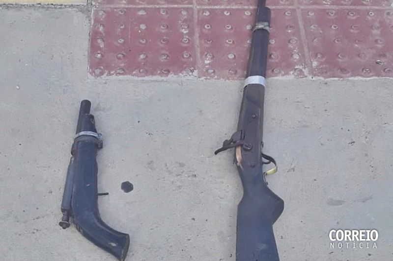 Homens são presos, armas e moto são apreendidas em ação policial em São José da Tapera