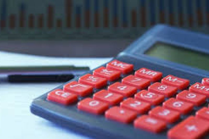 Com socorro federal, prefeitos encerram gestão com dinheiro em caixa