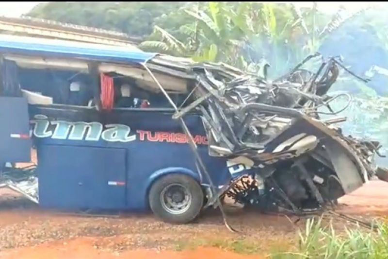 Versões conflitantes: Polícia Civil faz reconstituição da tragédia com ônibus da Localima