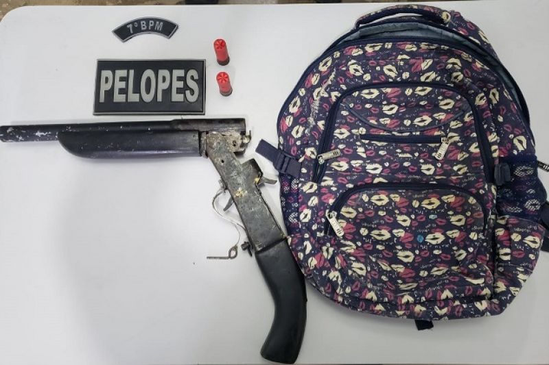 Denúncia anônima leva polícia a apreender espingarda artesanal em Santana do Ipanema