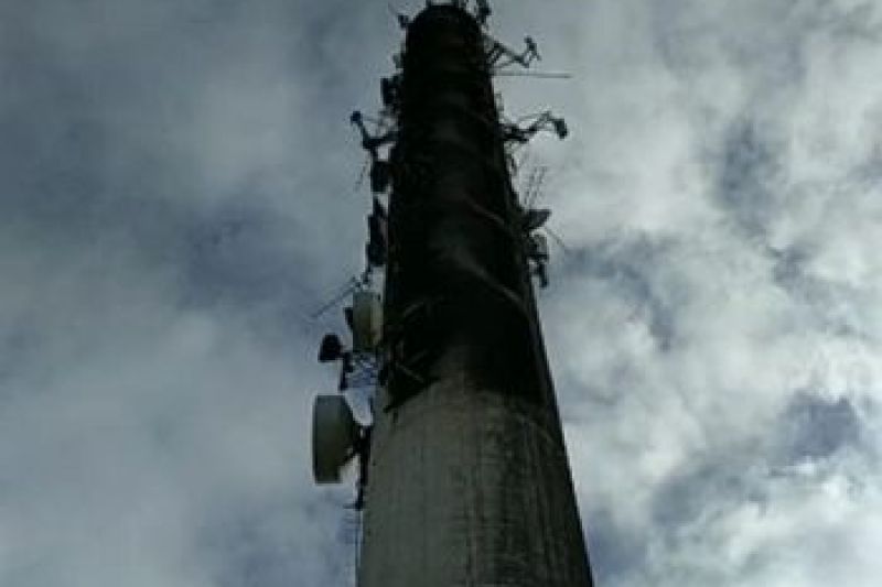 Roubo de cabos de telefonia pode ter causado incêndio em torre de operadoras de celular