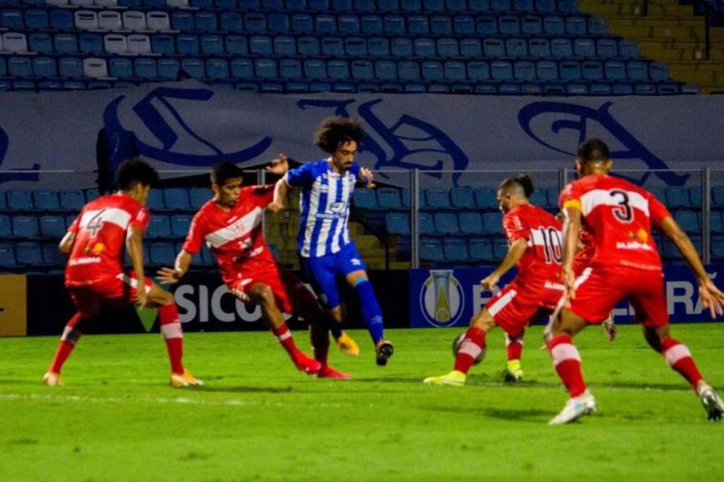 Série B: Em Florianópolis, CRB vence Avaí e se distancia do Z-4