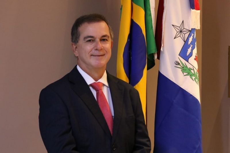 Ronaldo Medeiros toma posse como deputado estadual por Alagoas