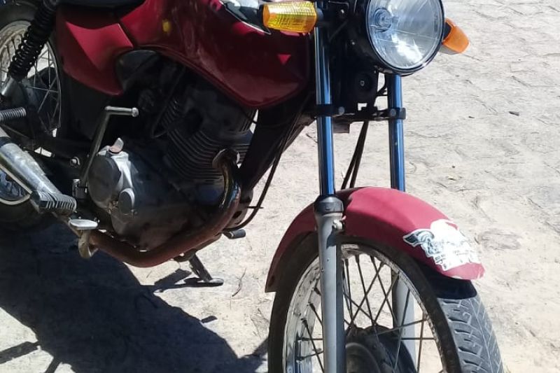 Moto roubada é encontrada abandonada na Serra Microondas, em Santana do Ipanema